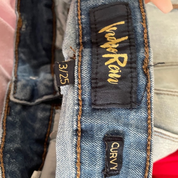 Jeans - Picture 4 of 5